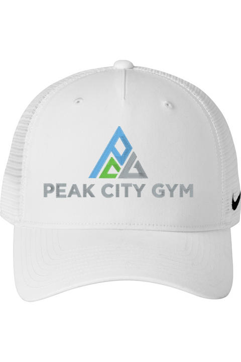 Nike Snapback Mesh Trucker Cap
